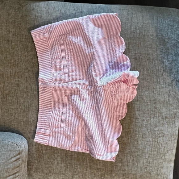 Lilly Pulitzer Womens Shorts Pink 00 Buttercup Seersucker Low Rise 5" Inseam - Picture 4 of 6